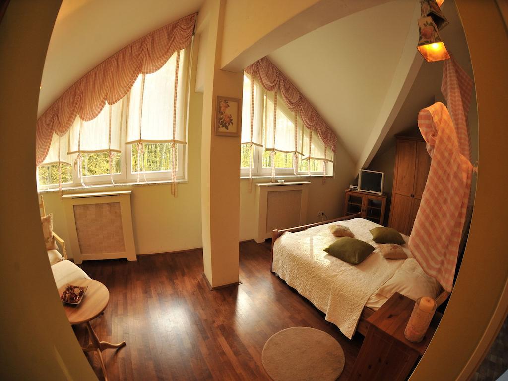 Guesthouse Trajbar Team Zaprešić Eksteriør billede